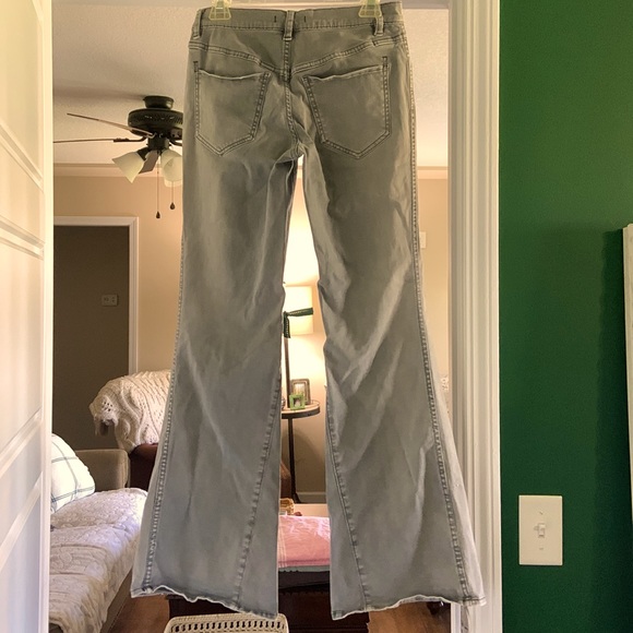 Free People gray flare wide leg high waist stretchy button up COMFY jeans 🌼 - Picture 2 of 10